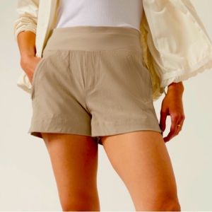 Athletes Trekkie North Short